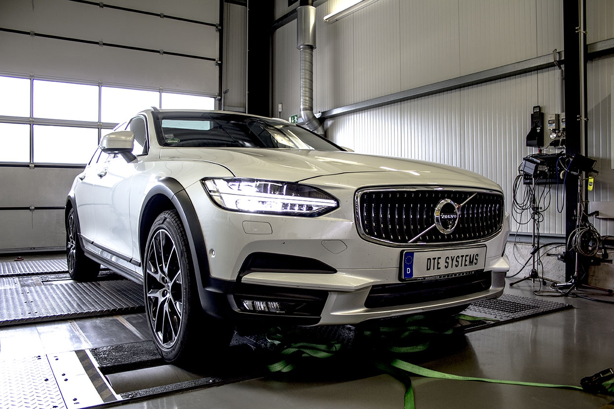 Ukážeme vám tú športovejšiu stránku Volvo V90